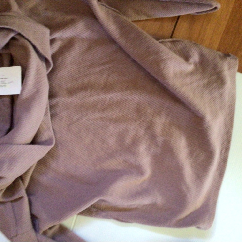 HOST PICK! 🥰🥰 FP movement thermal top - Picture 5 of 7
